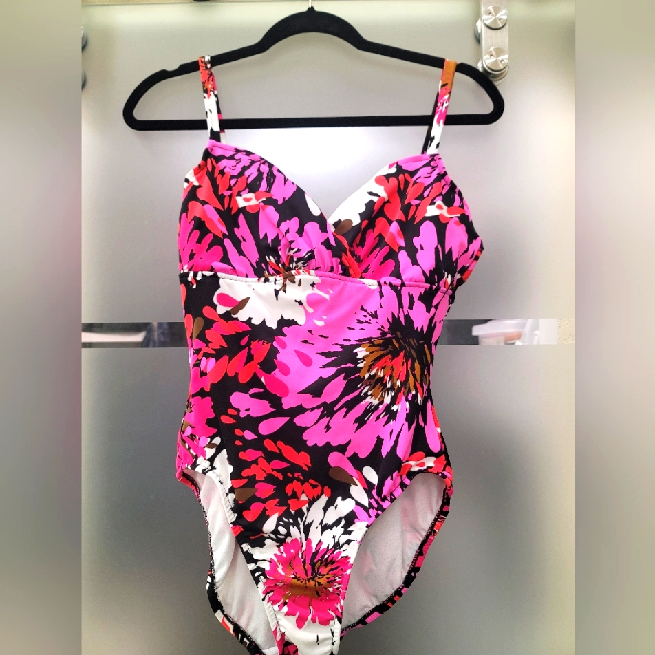 Miraclesuit Floral Pink And Black One Piece Slimming Swimsuit Sz 12